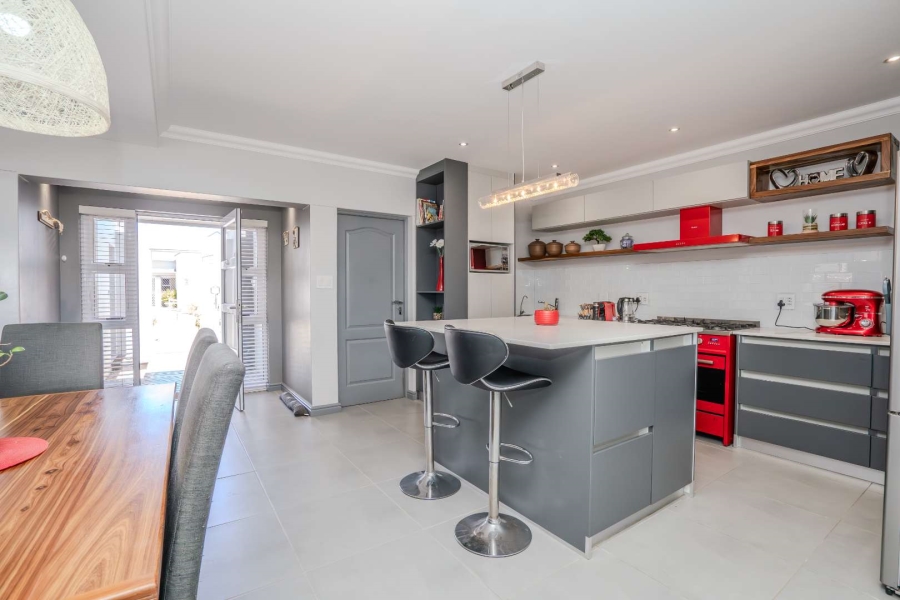 4 Bedroom Property for Sale in Laguna Sands Western Cape